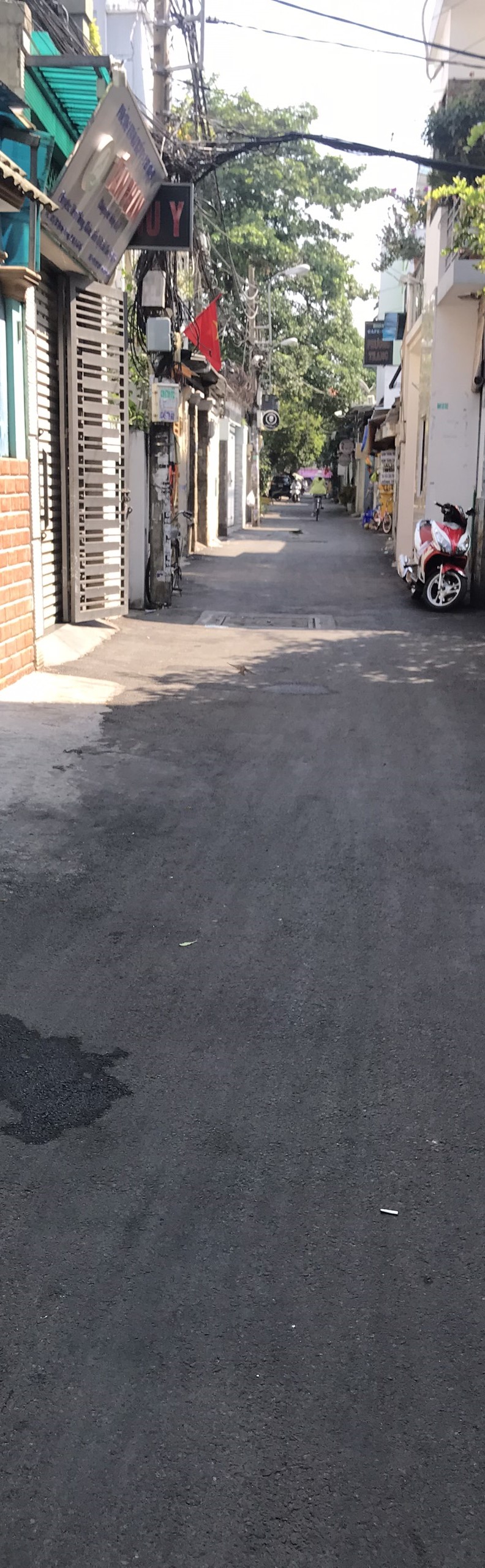 NHỈNH 6 TỶ - NHÀ 4 TẦNG 60M2 - 4PN - HXH - NGUYỄN VĂN CÔNG