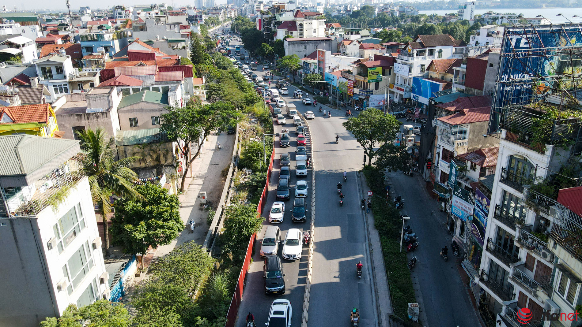 BÁN NHÀ MẶT XUÂN DIỆU. DIỆN TÍCH GẦN 60m2. MẶT TIỀN 5.8m, NỞ HẬU, VỈA HÈ 6m KINH DOANH KHỦNG.