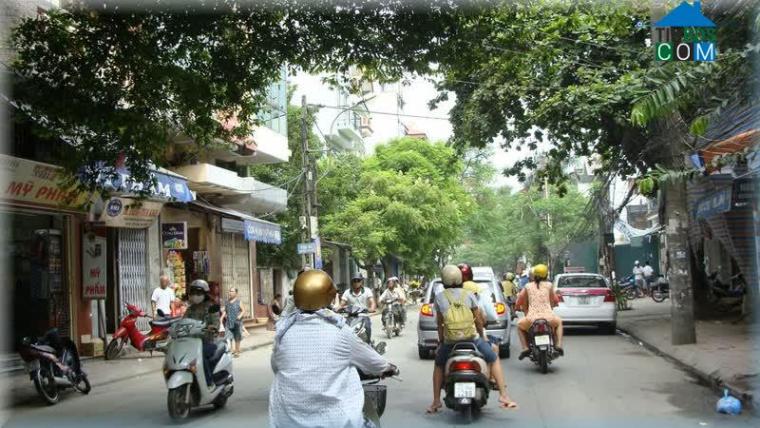 Tôi cần bán nhà mặt phố Thụy KHuê quận Tây Hồ - DT 128m2– mặt tiền 6,3m.