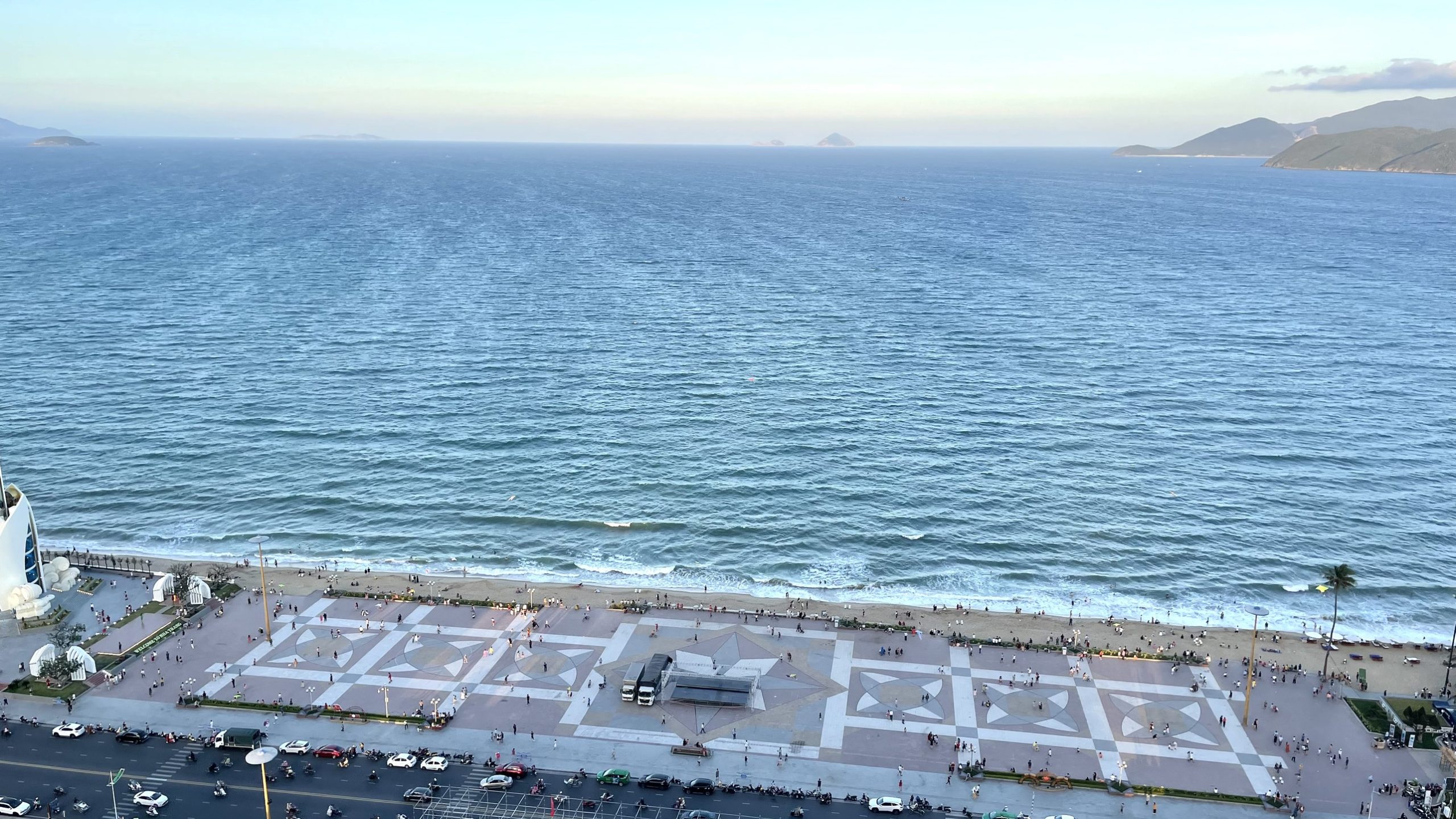 Bán căn hộ 17 tháp A Panorama Nha Trang giá cắt lỗ 2,5 tỷ bao gồm nội thất hiện trạng