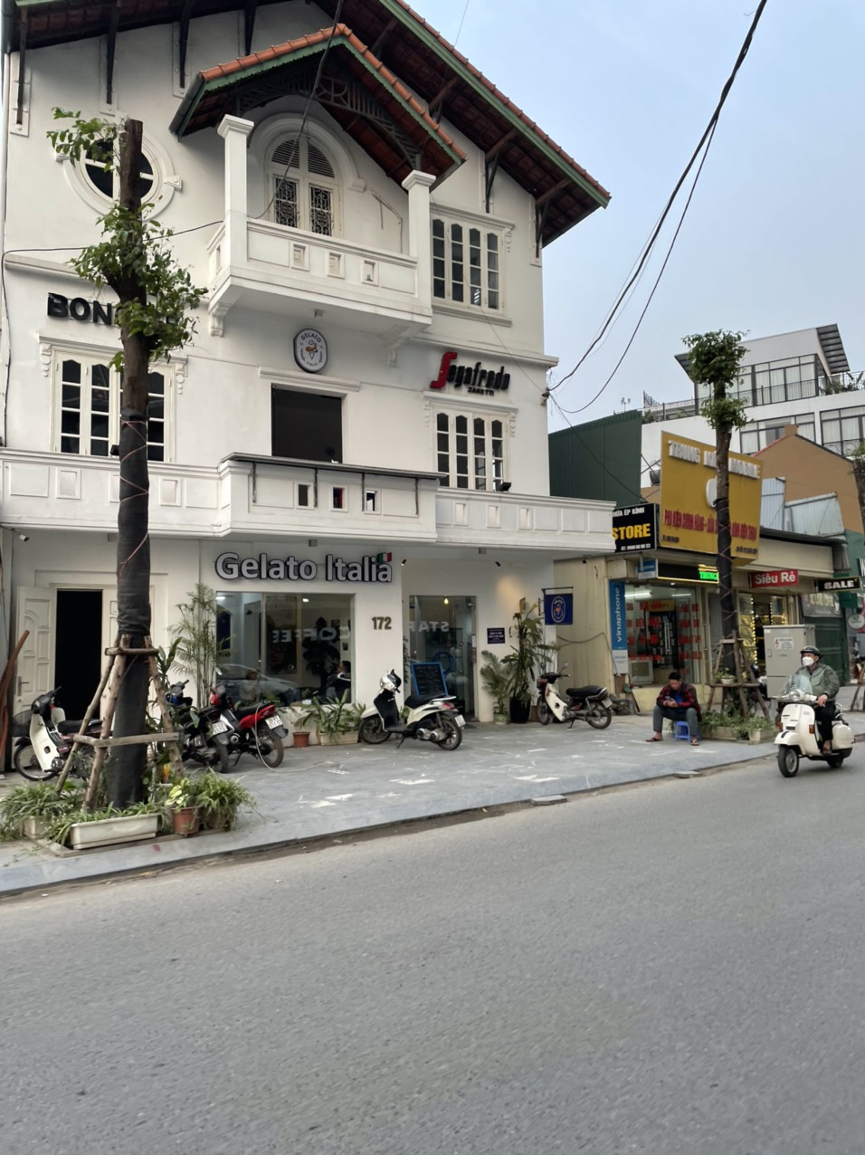 BÁN NHÀ MẶT PHỐ XUÂN DIỆU - QUẬN TÂY HỒ - VIEW HỒ TÂY Diện tích rộng gần 60 m Giá 23.8 tỷ