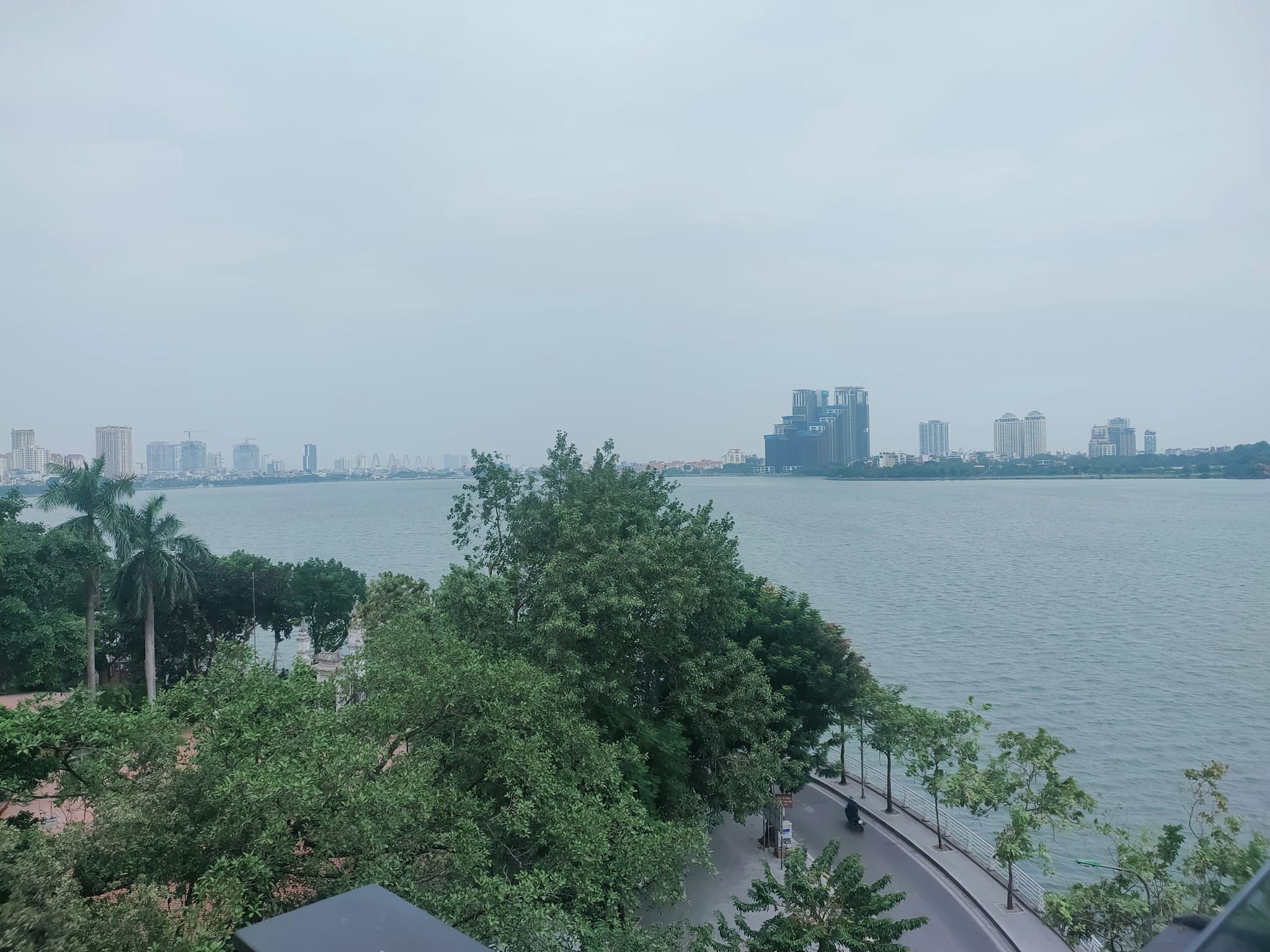 CẦN BÁN NHANH TRONG THÁNG NÀY-ĐÃ HẠ GIÁ TỔNG 7 TỶ- SIÊU PHẨM SỐ 1 HỒ TÂY - MẶT PHỐ CHÍNH DIỆN HỒ ĐOẠN ĐẸP NHẤT - PENHOUSE VIEW HỒ ĐẲNG CẤP HÀM CÁ MẬP THỨ 2.