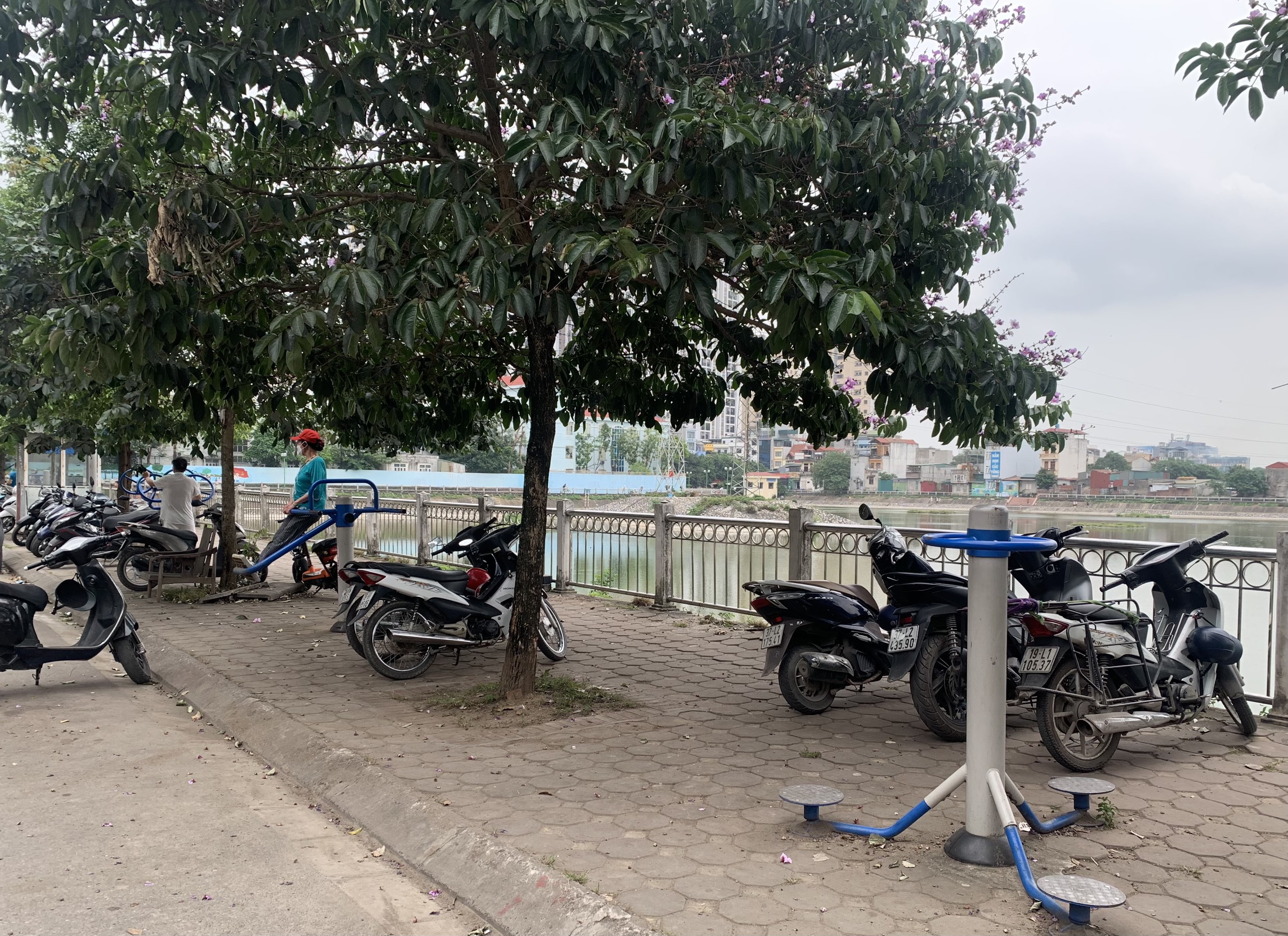 Bán nhà phố Hạ Đình, Thanh Xuân, mặt ngõ, ngõ thông, kimh doanh online DT 42m2, giá chỉ 4 tỷ