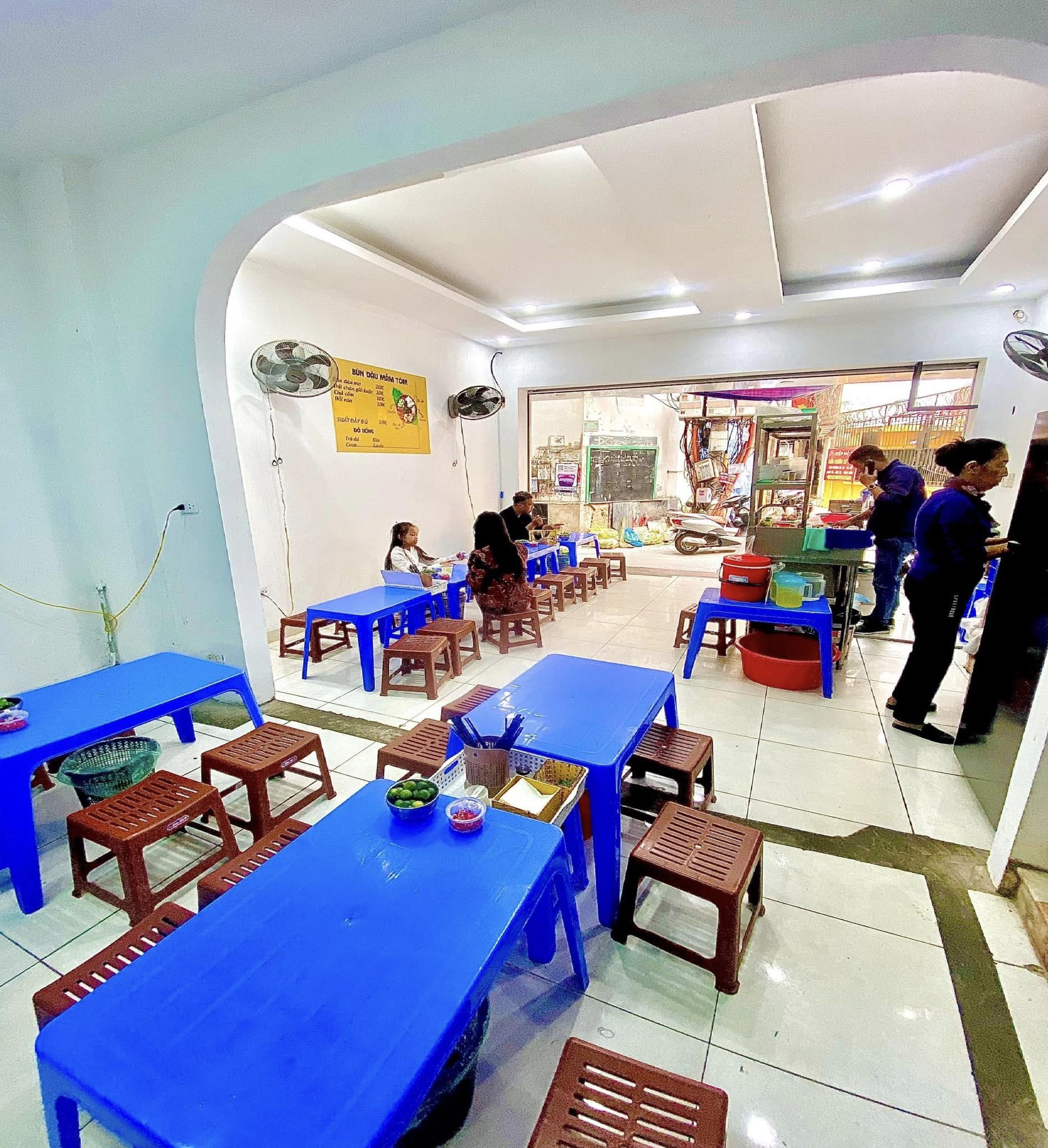 Bán nhà mặt ngõ ô tô kinh doanh Hào Nam, Đống Đa, 40m x 4T, 7.65 tỷ.