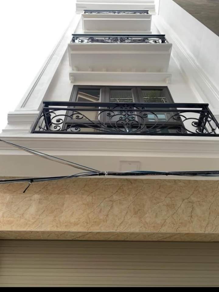 BÁN NHÀ HỒ TÙNG MẬU NHÀ MỚI COONG -  THANG MÁY- NGÕ SIÊU RỘNG GIÁ CHỈ 7 TỶ. + Mô tả. - T