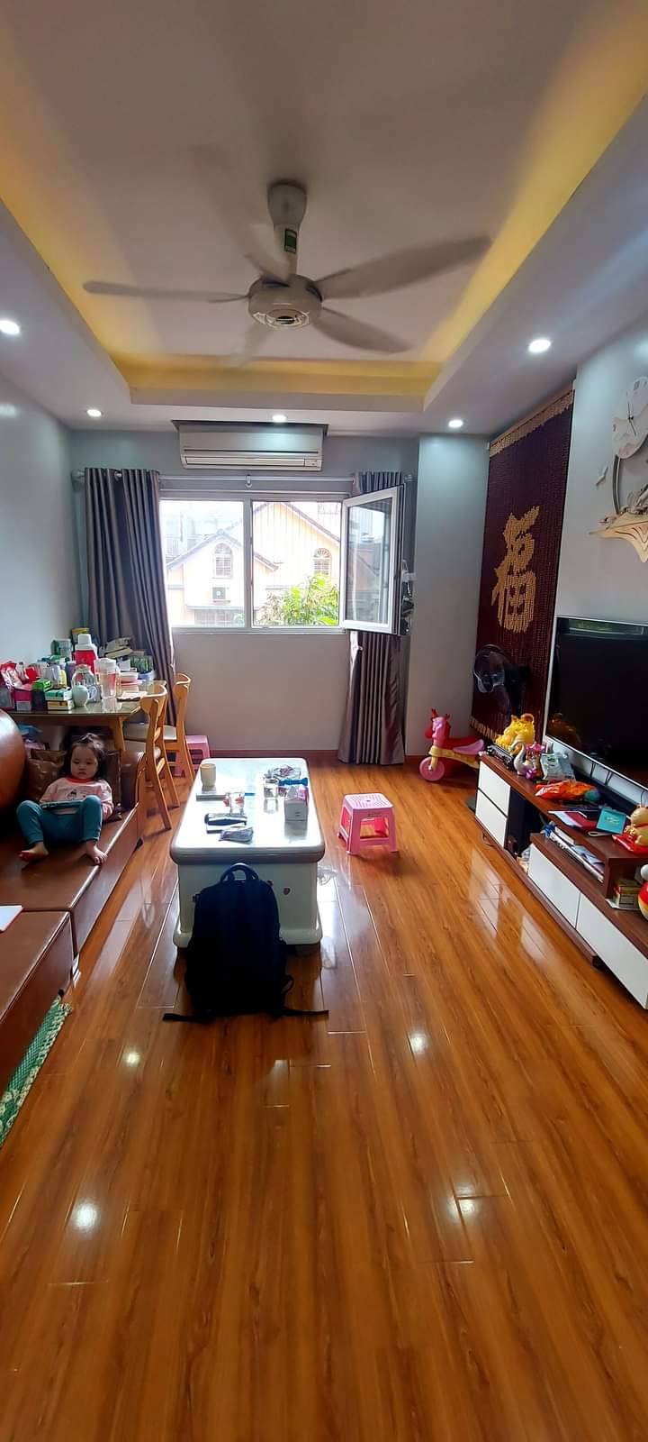 BÁN chung cư khu đô thị nghĩa đô 2 ngủ siêu rộng