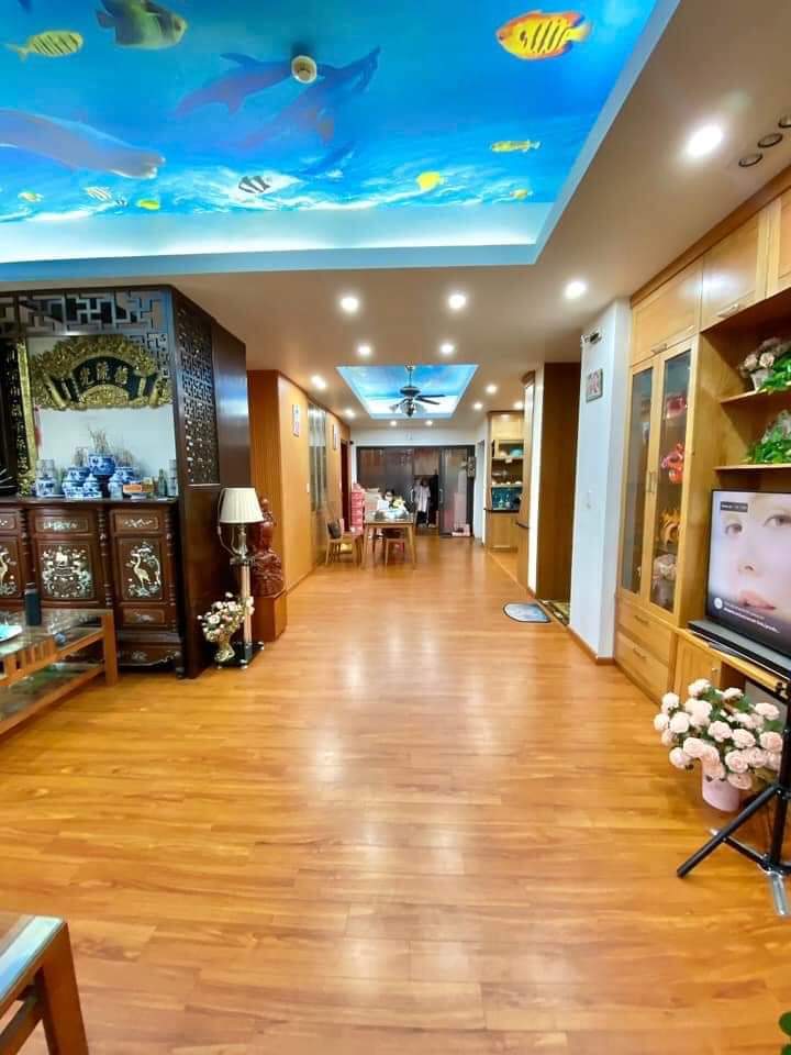 Bán chung cư Nam Trung Yên rẻ nhất thị trường -3 phòng ngủ- chỉ 2.1 tỷ Khu tiện tích vô vàn .Gần chợ ,siêu thị ,trường