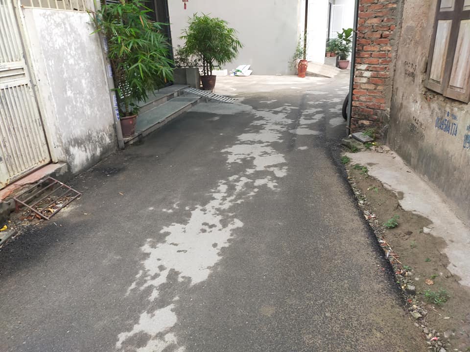 BÁN ĐẤT TỔ 12 YÊN NGHĨA - NGÕ RỘNG - Ô TÔ VÀO NHÀ - 42M GIÁ 2.35 TỶ