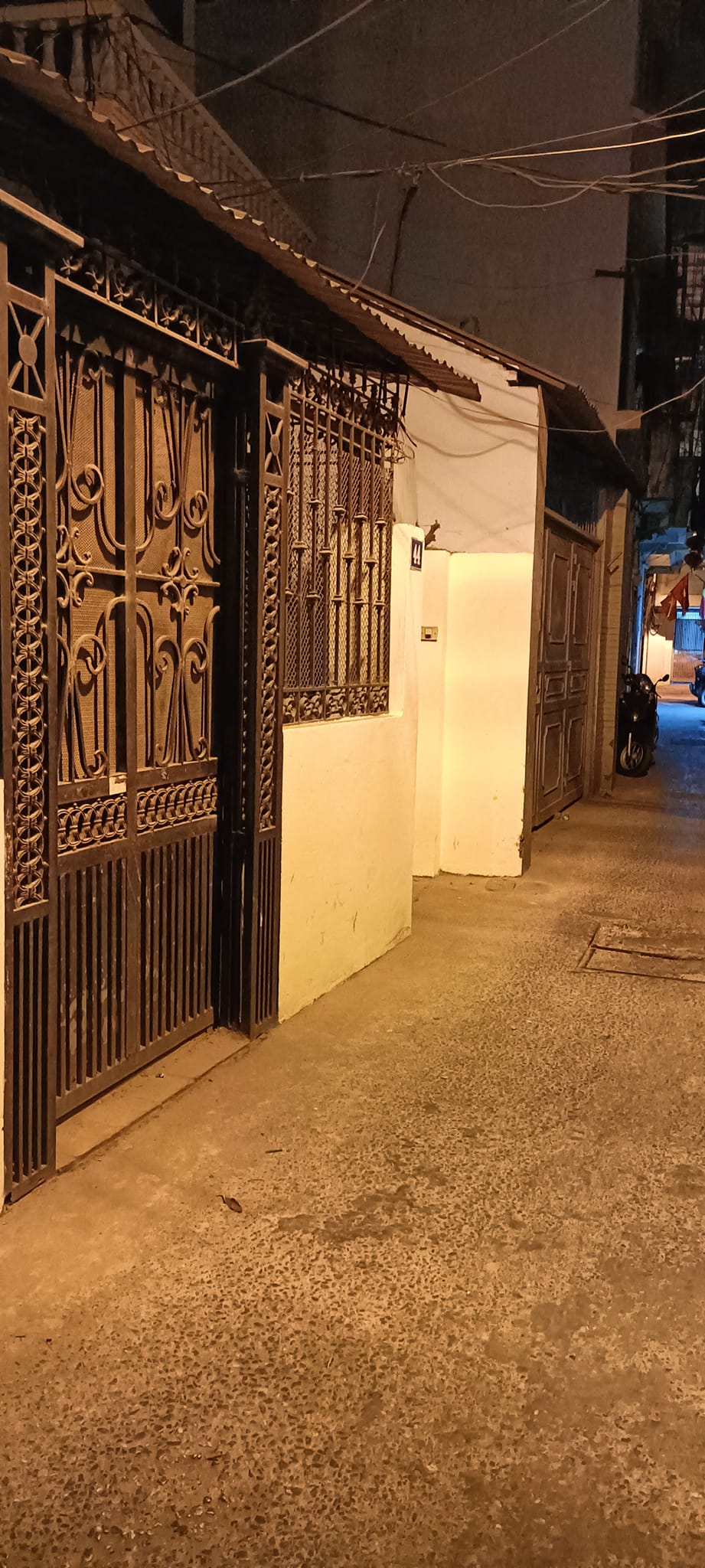 Nhà Đường Láng Lô Góc Ngõ thông oto đỗ cửa 60m mặt tiền 4.85m 7.6 tỷ