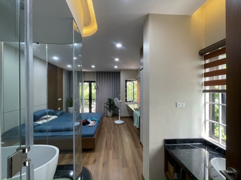 Bán nhà Lê Trọng Tấn, an sinh tốt, gần ô tô, 41m2, 3 tỷ 9.