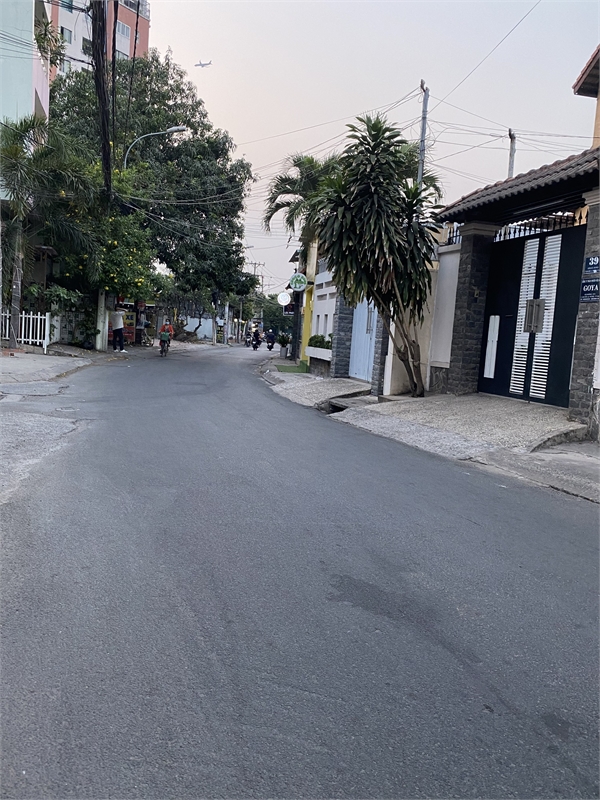 Gấp Bán nhà 2MT, HXH, Linh Trung, Thủ Đức, DT 81M, Giảm Sâu Còn 5,6 Tỷ, Sang Tên Ngay