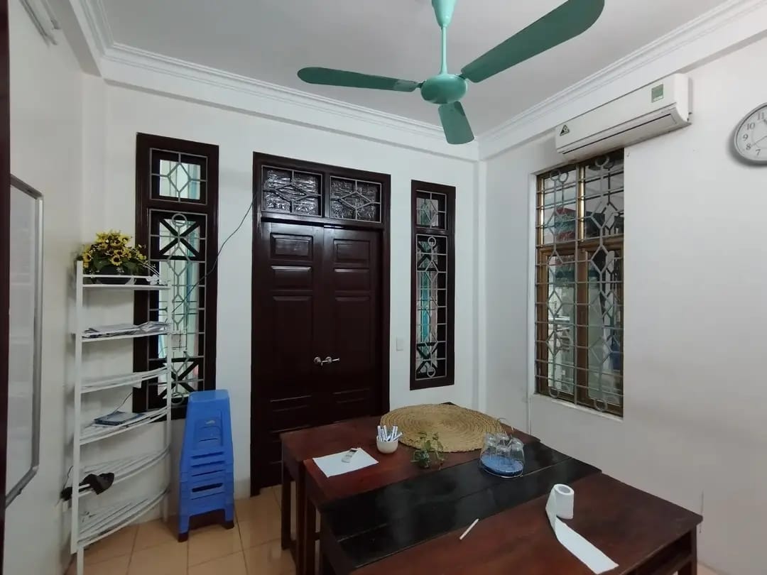 CẦN BÁN NHÀ LÔ GÓC 4 TẦNG - LÊ HỒNG PHONG HÀ ĐÔNG - Ô TÔ GẦN