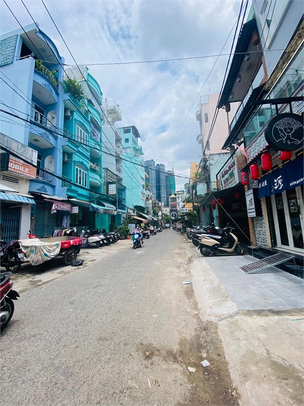 GIẢM 2.8 TỶ MẶT TIỀN NGUYỄN CÔNG TRỨ P19 BÌNH THẠNH- 52m2- 2 TẦNG- NHỈNH 9 TỶ