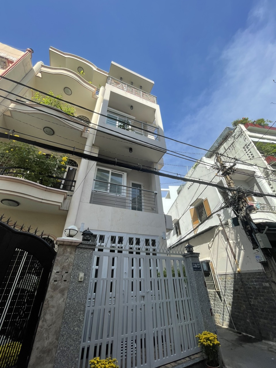 Siêu Phẩm Bán Nhà Mặt Tiền Hoa Đào Quận Phú Nhuận Giá 15,8 Tỷ TL