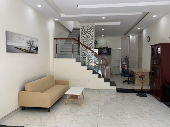 Chính chủ gửi bán nhà 40m2 ngõ 933 Hồng Hà, mặt tiền 4m, giá 4.3 tỷ