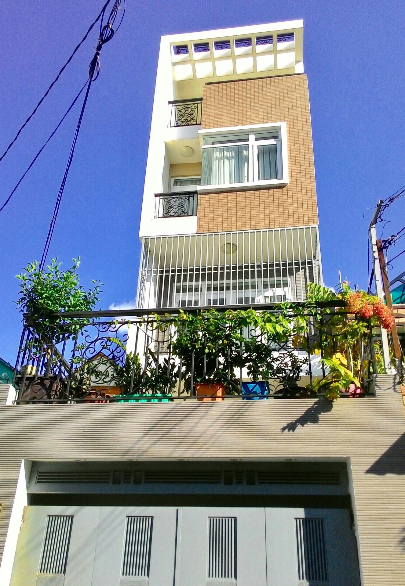 Bán nhà hẻm bàn cờ 281/ Lê Văn Sỹ, P. 1, Tân Bình. DT 3x16m, 4 tầng, 9.5 tỷ TL