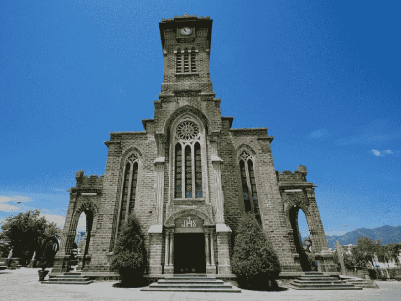 nha-tho-da-nha-trang-0