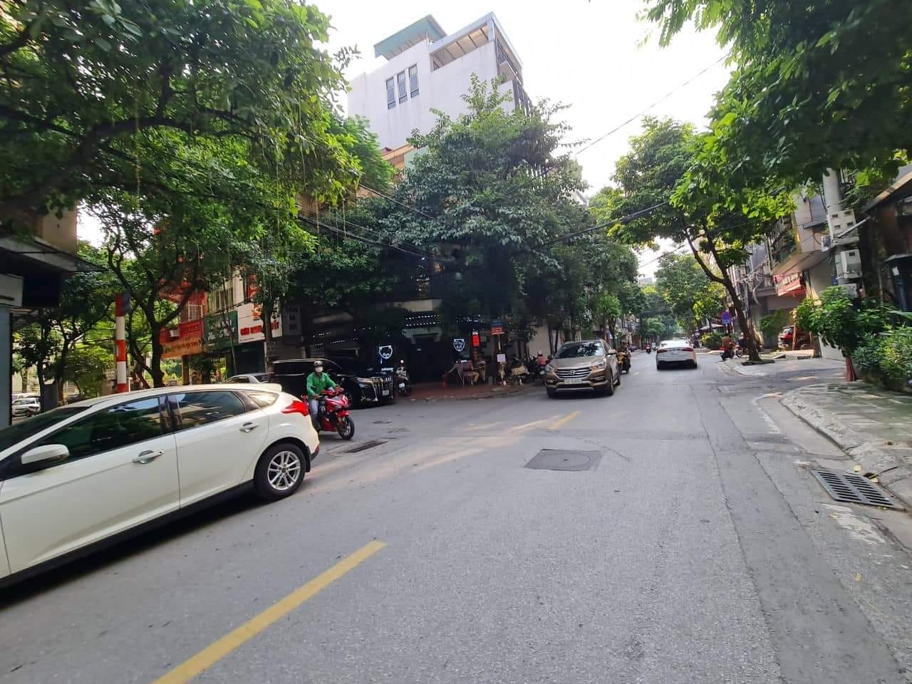 BÁN NHÀ PHÂN LÔ ĐỖ QUANG, TRUNG HÒA, CẦU GIẤY -Ô TÔ TRÁNH - 6TẦNG - DT 51M - GIÁ 1X TỶ !