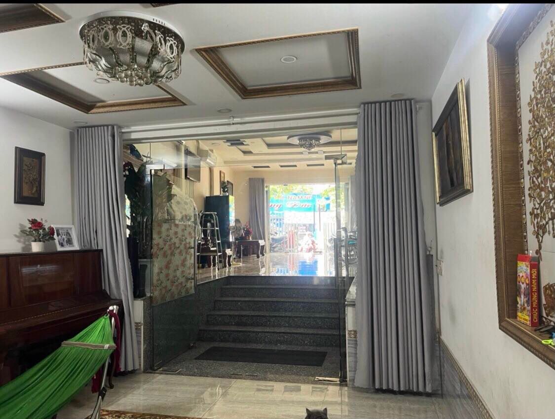 Bán nhà Mặt Tiền Kha Vạn Cân, Linh Đông, Thủ Đức, 170m2, 2 Tầng 11 Tỷ.