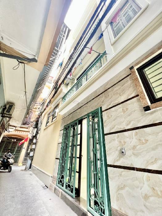 Bán nhà đường Trương Định 78m2, 4 tầng, sổ đỏ chính chủ, gầm ô tô, giá 9 tỷ