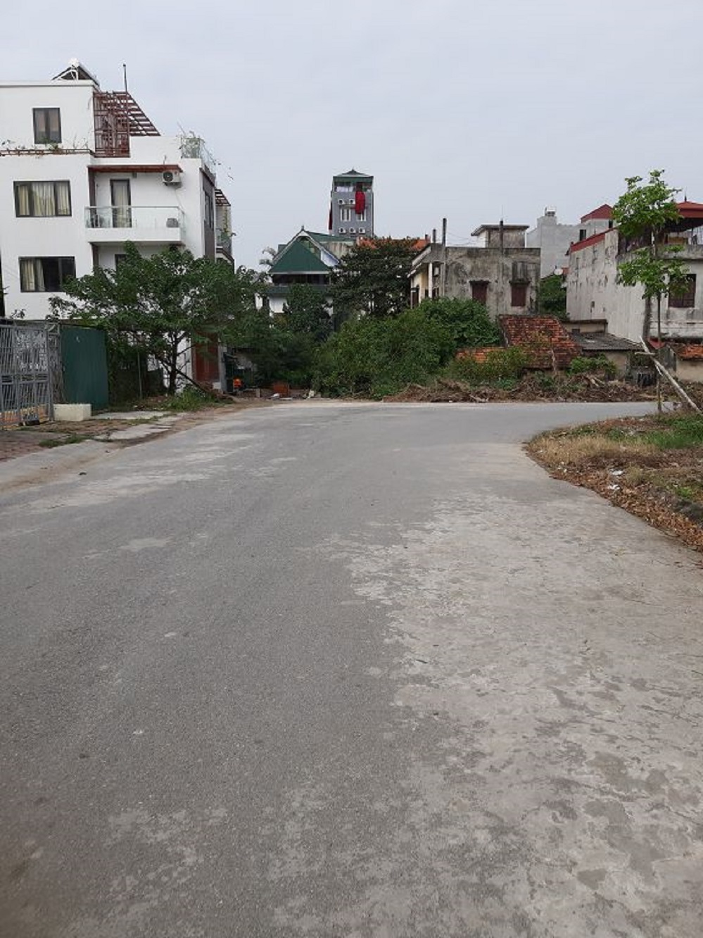 Bán đất Trâu Quỳ, Gia Lâm, Hà Nội. 59m2, mt 4m, đường 13m.