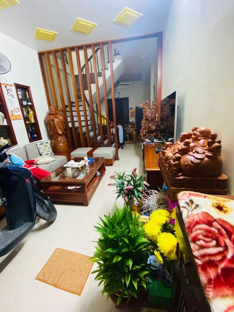 Bán nhà phố Vương Thừa Vũ, nhà đẹp, ở ngay, 39m2, 3 tỷ 69.