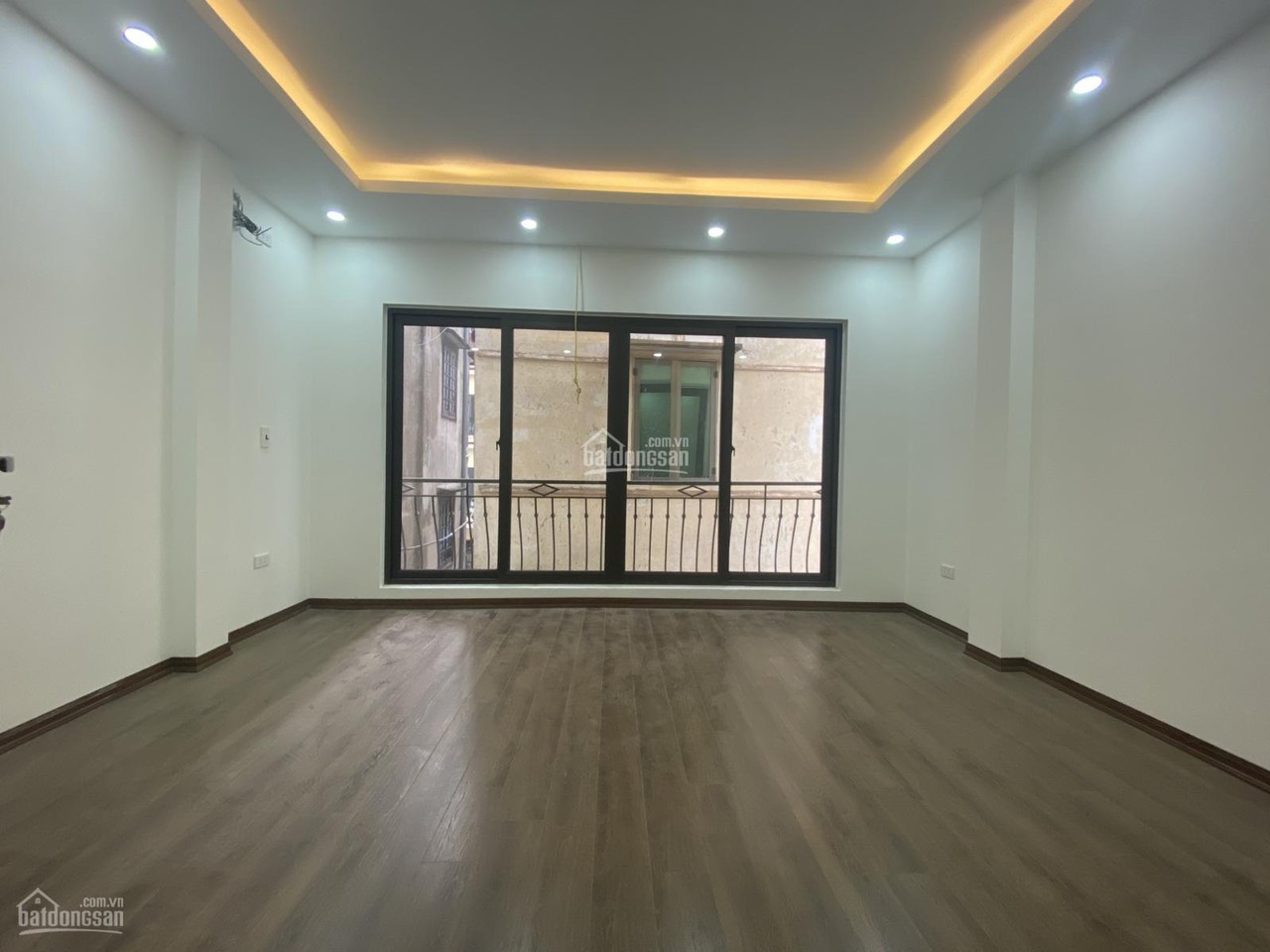 Bán nhà Lĩnh Nam, 48m x 5T x 4.3 tỷ, PHÂN LÔ Ô TÔ, KINH DOANH