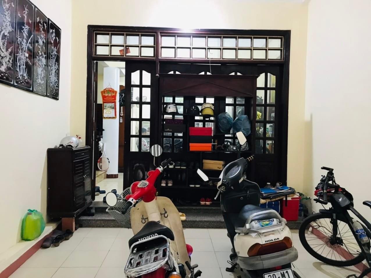 Bán Nhà Ngõ 176 Lê Trọng Tấn 11 TỶ, 56Mx5T, MT4,2M_Mặt Ngõ ô tô tránh