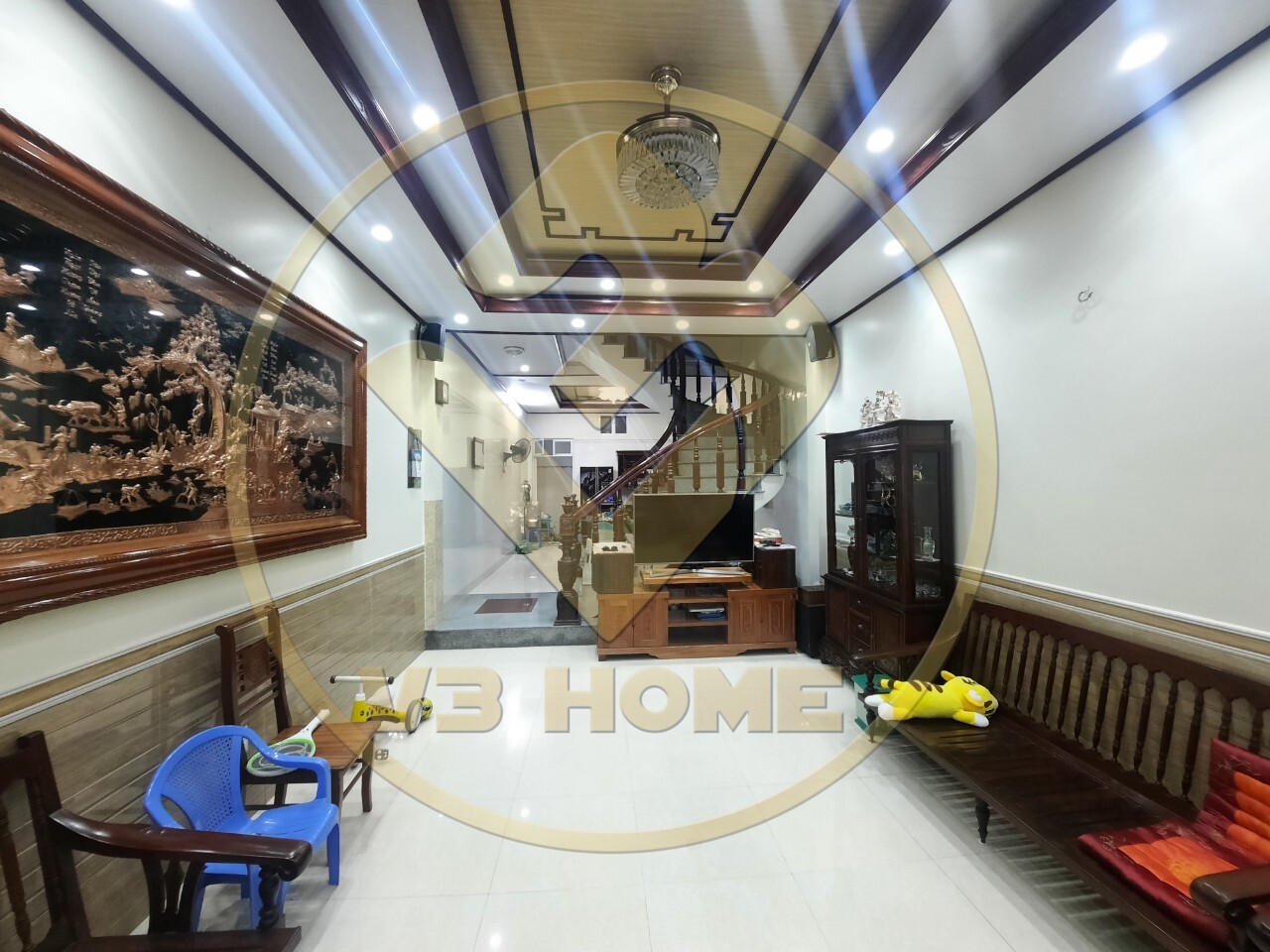 CHO THUÊ MẶT ĐƯỜNG NGUYỄN TẤT TỐ LÊ CHÂN 6 PHÒNG NGỦ VỪA Ở VỪA KINH DOANH