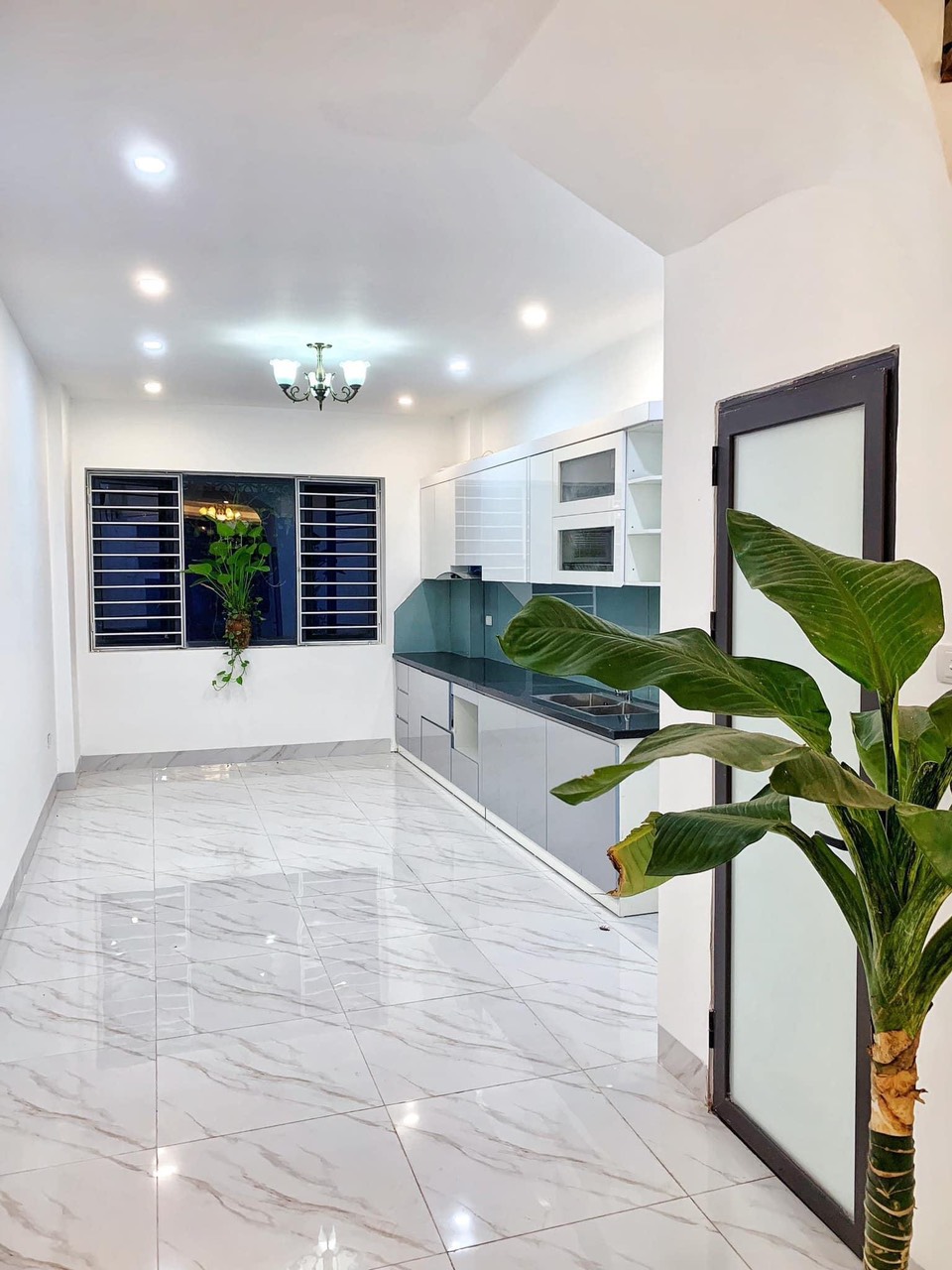 Bán nhà Định Công, 45m x 5T x 3.9 tỷ, NGÕ THÔNG - NHÀ MỚI