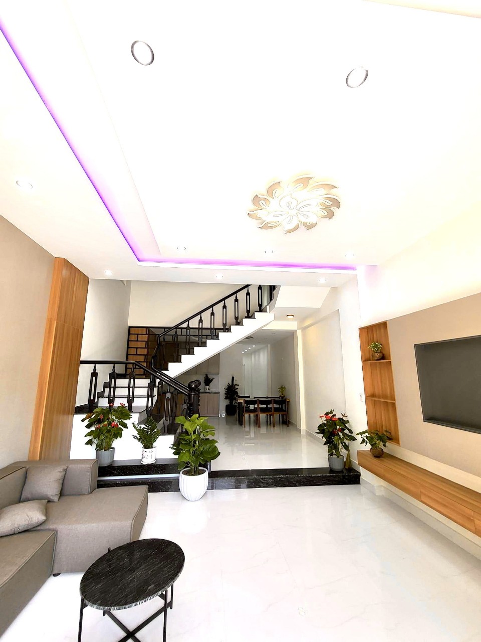 Bán nhà 3 tầng mặt tiền đường Nguyễn Công Trứ, 7.20 x 22m, giá chỉ 15.75 tỷ