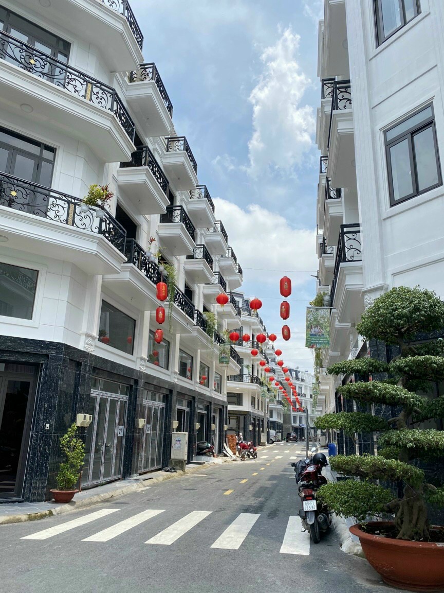 Bán nhà 5 tầng vào ở ngay, Cam kết Lãi suất 8%/năm,giá nhỉnh 5 tỷ,đã hoàn công