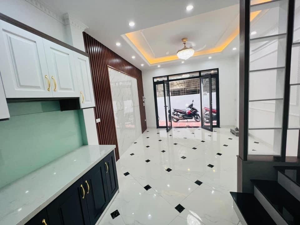 Bán nhà Kim Ngưu, 45m x 5T x 4.7 tỷ, nhà đẹp - hộ khẩu Hai Bà Trưng