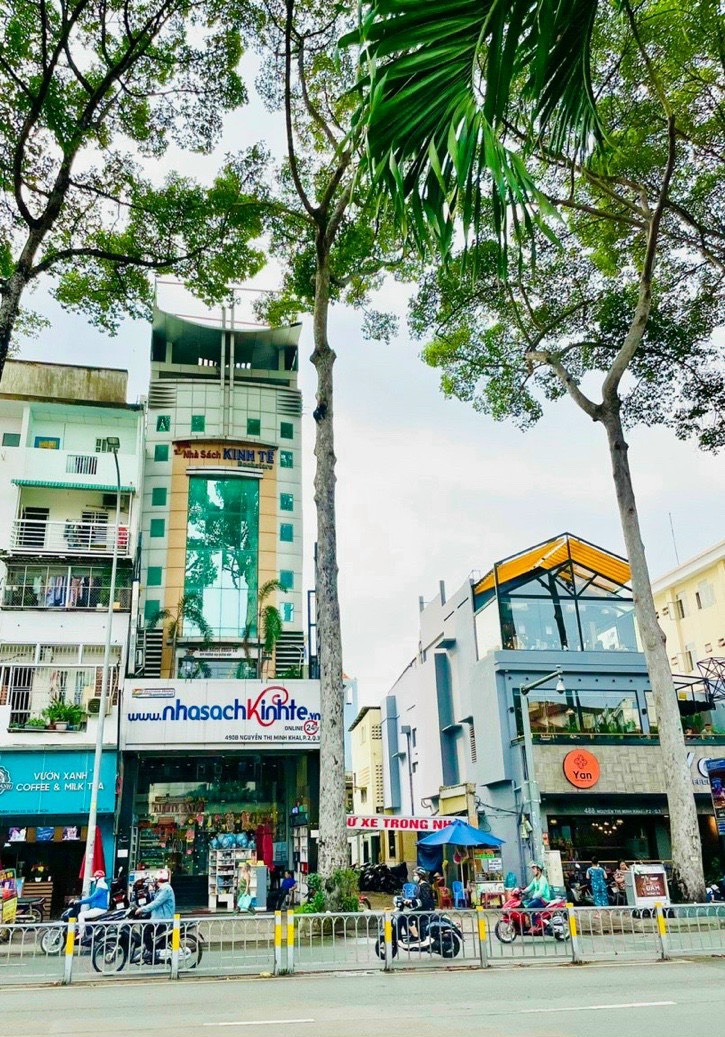 Cho Thuê Toà Nhà Mặt Tiền 490B Nguyễn Thị Minh Khai, Phường 2, Quận 3,