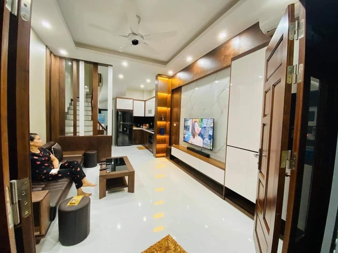 Bán nhà phân lô Trung Yên, Cầu GIấy, gara ô tô, thang máy, kinh doanh văn phòng, nhà dân xây, thiết kế hiện đại.