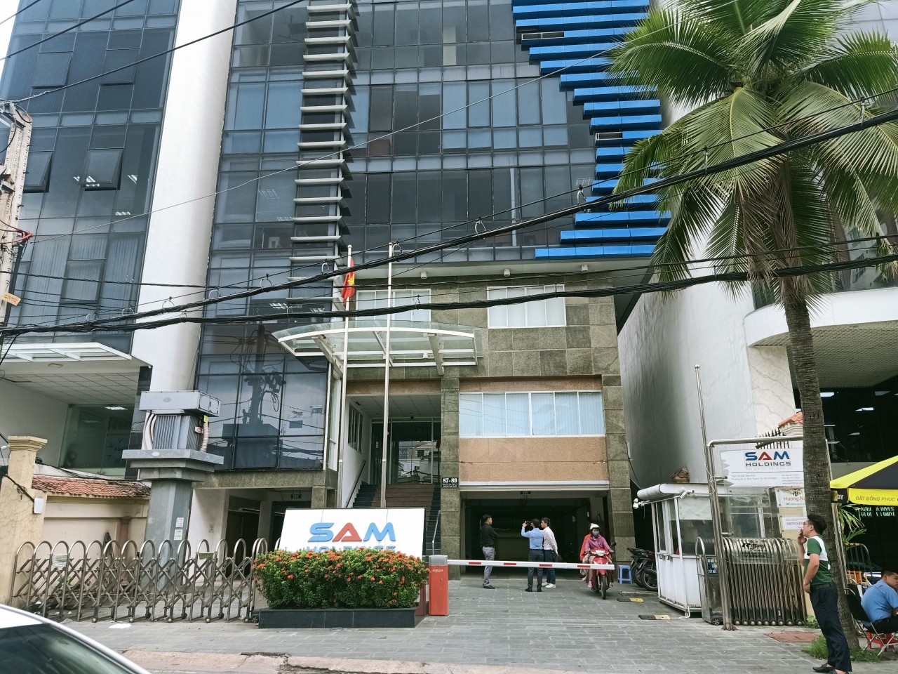 Tòa nhà Tân Cảng, Phường 25, Quận Bình Thạnh, 14x32m, trệt, 6 lầu