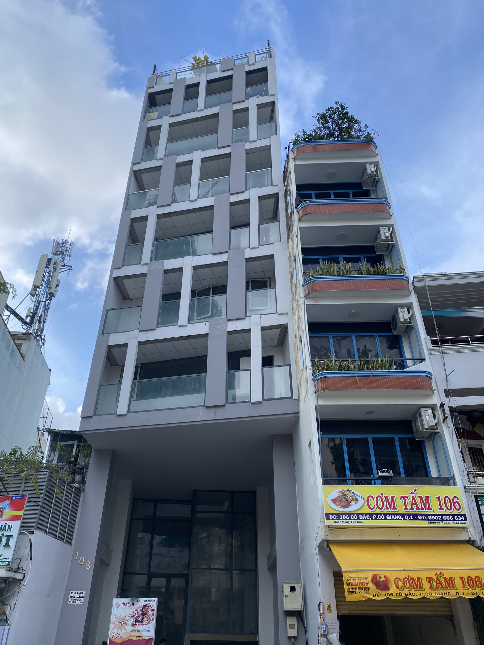 125m2