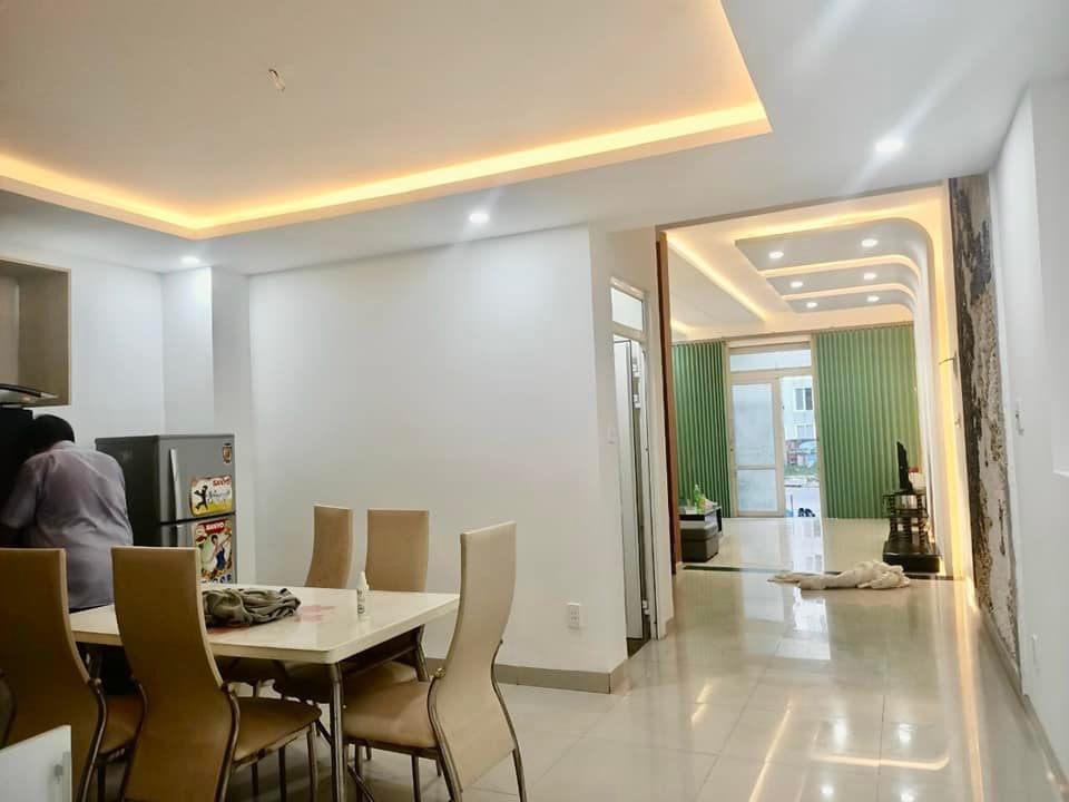 Nhà 4 tầng full nội thất đường Đinh Đạt, gần biển