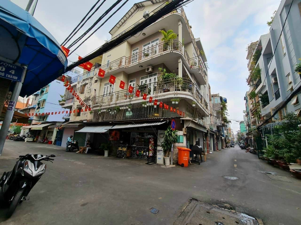 Chủ nhà cần bán gấp nhà góc 2MT cư xa Đô Thành Quận 3 chỉ 25 tỷ