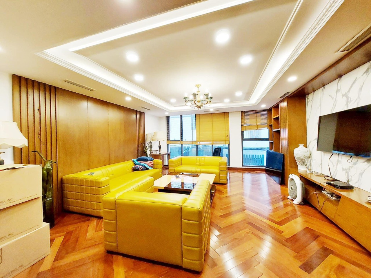 GIA ĐÌNH CẦN BÁN NHÀ MẶT PHỐ SƠN TÂY,KD ĐỈNH,75M,MT 5M,GIÁ ĐẸP 29 TỶ