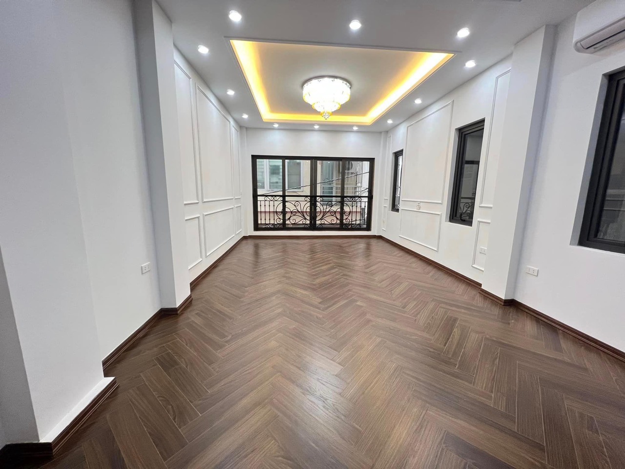 Bán Nhà mới 8 tầng-thang máy Lê Trọng Tấn-Thanh Xuân-45mx8 tầng-lô góc-ở ngay 10,9 tỷ