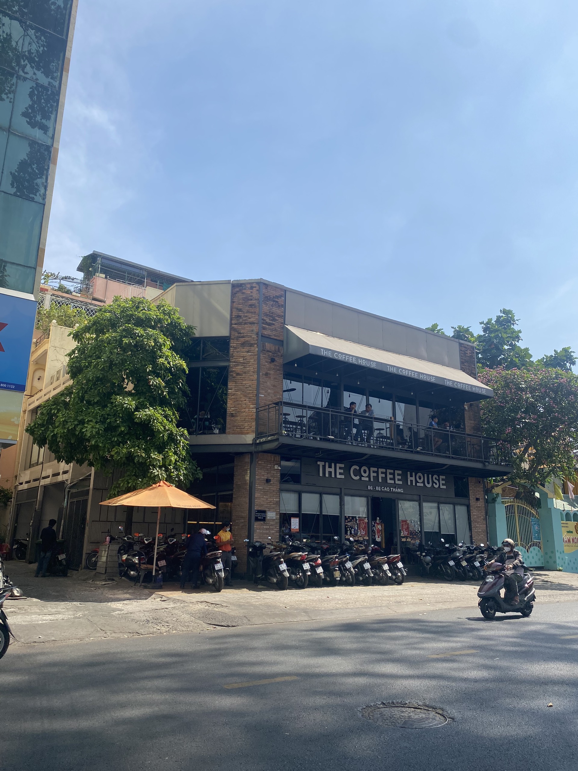 Cần tiền bán gấp nhà đường Trần Quang Khải, Quận 1, Dt: 14x12.5, Gía 38.5 Tỷ .