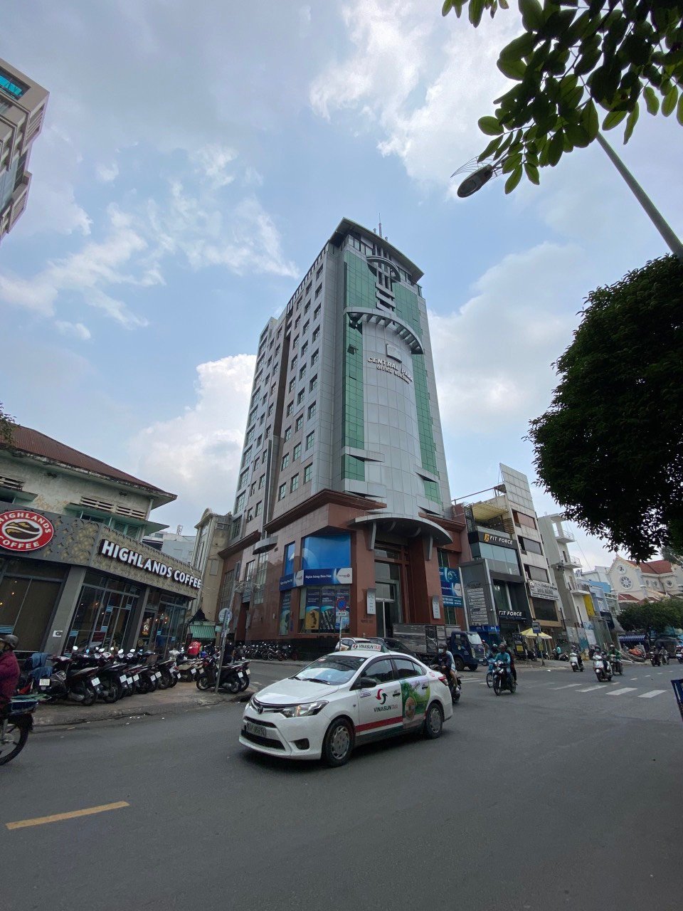 Bán Tòa Nhà đường Cao Thắng, P.4, Q.3, Dt: 5,5x33m NH 6,5m, 180m2, Hầm, 9 tầng, 95 Tỷ.