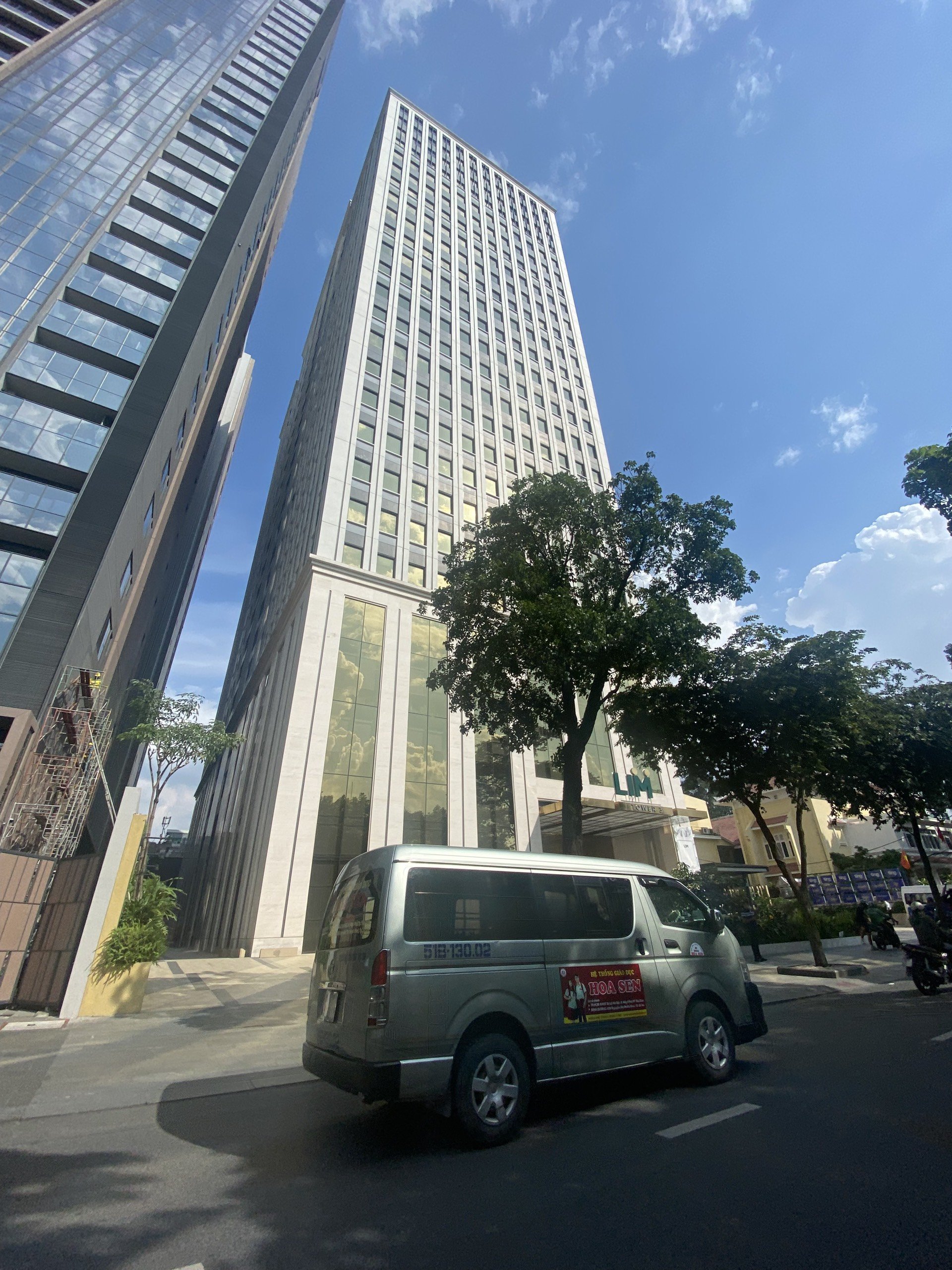 Bán nhà đường Nguyễn Thị Minh Khai, P.ĐK, Q.1, Dt: 6x17m, m2, bán hầm, 4 tầng, 40 tỷ