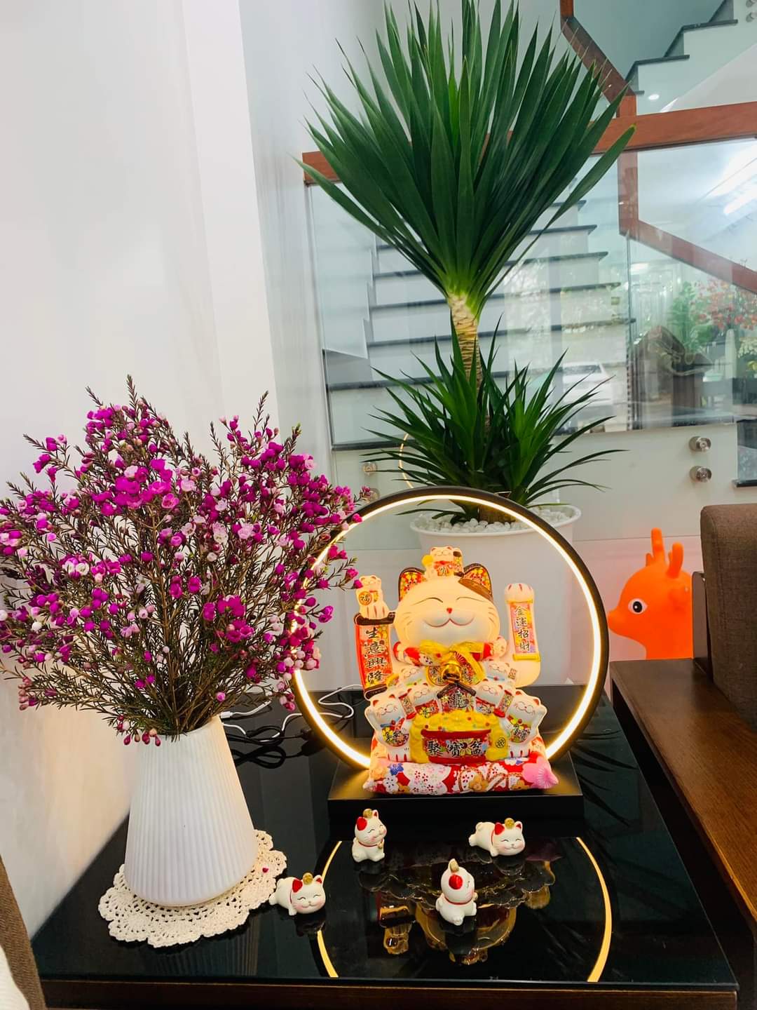 Siêu mẫu Võng Thị, Tây Hồ, đẹp tinh tế, sát hồ, taxi đỗ cửa, tặng nội thất, 62m, 5T, 5.98 tỷ