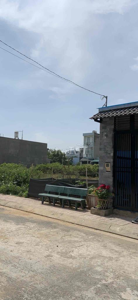 Đất mặt tiền đường 8 lò lu diện tích 2215m vị trí đẹp gần khu đô thị đông tăng long