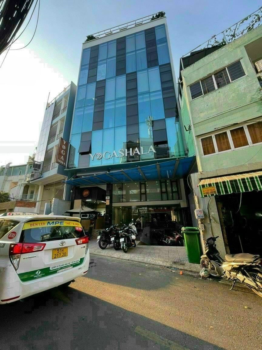 Bán Biệt Thự đường Trần Quốc Thảo, P.7, Q.3, Dt: 20x18m, 344,5m2, Biệt Thự 4 tầng, 180 Tỷ.