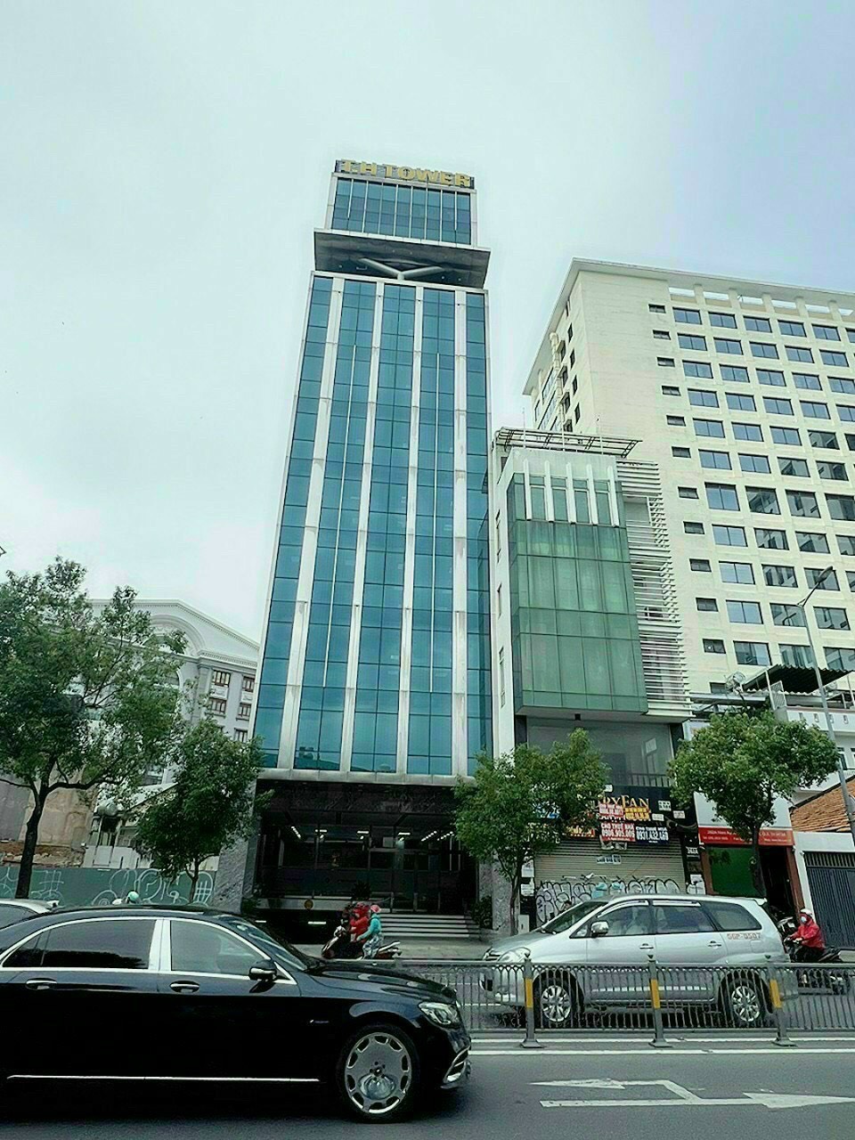 820m2