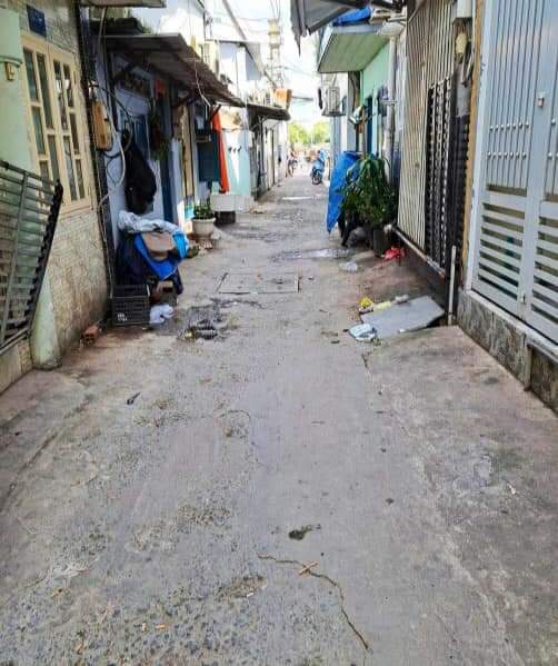 NHÀ 4 TẦNG – 3PN 3WC- SÂN THƯỢNG TRƯỚC SAU - HẺM 3 GÁC CÁCH 20M MẶT TIỀN TRẦN XUÂN SOẠN – SỔ HỒNG HOÀN CÔNG ĐỦ