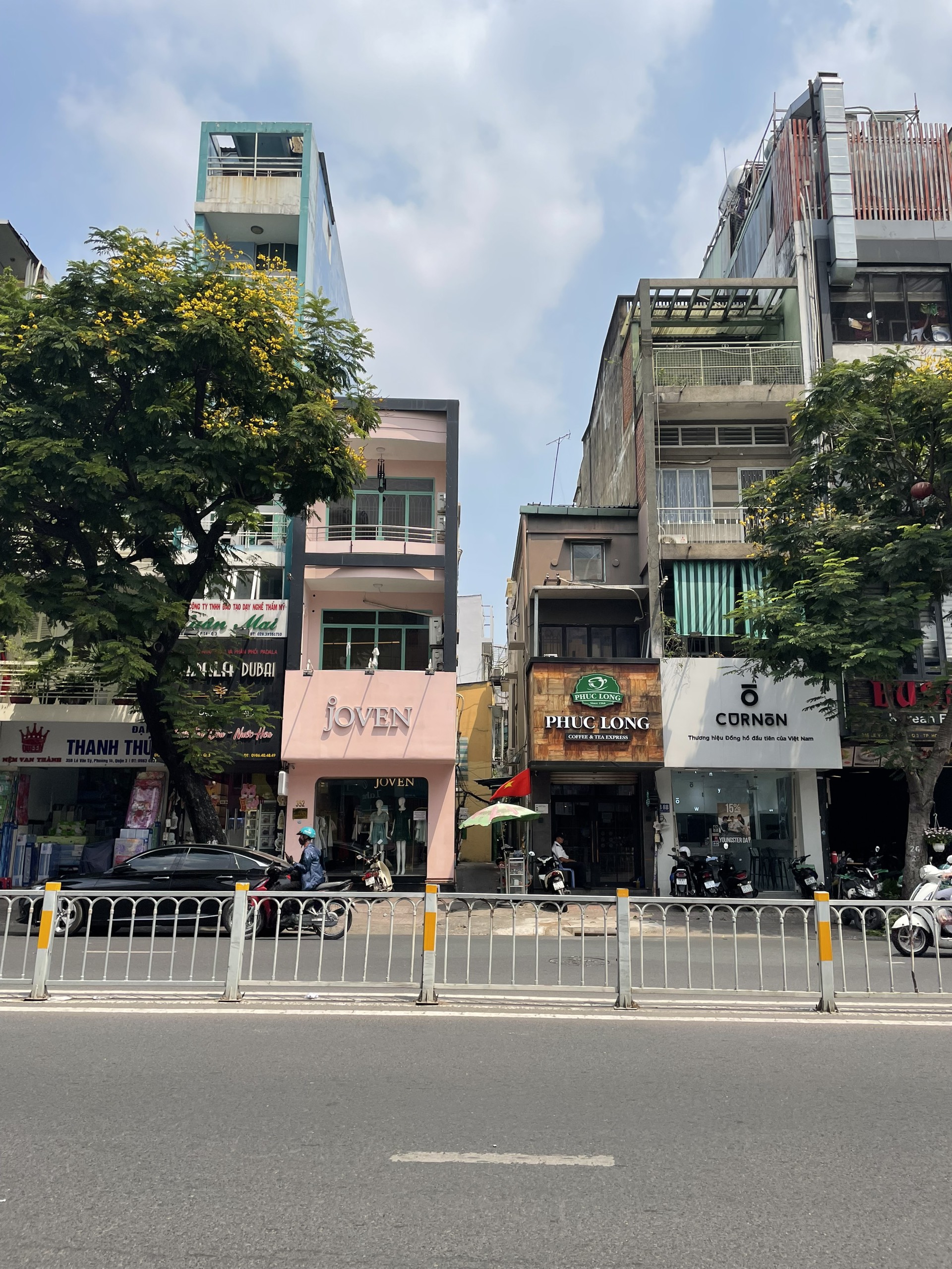 Nhà Góc 2MT đường Lê Văn Sỹ Quận 3 vỉa hè 6m